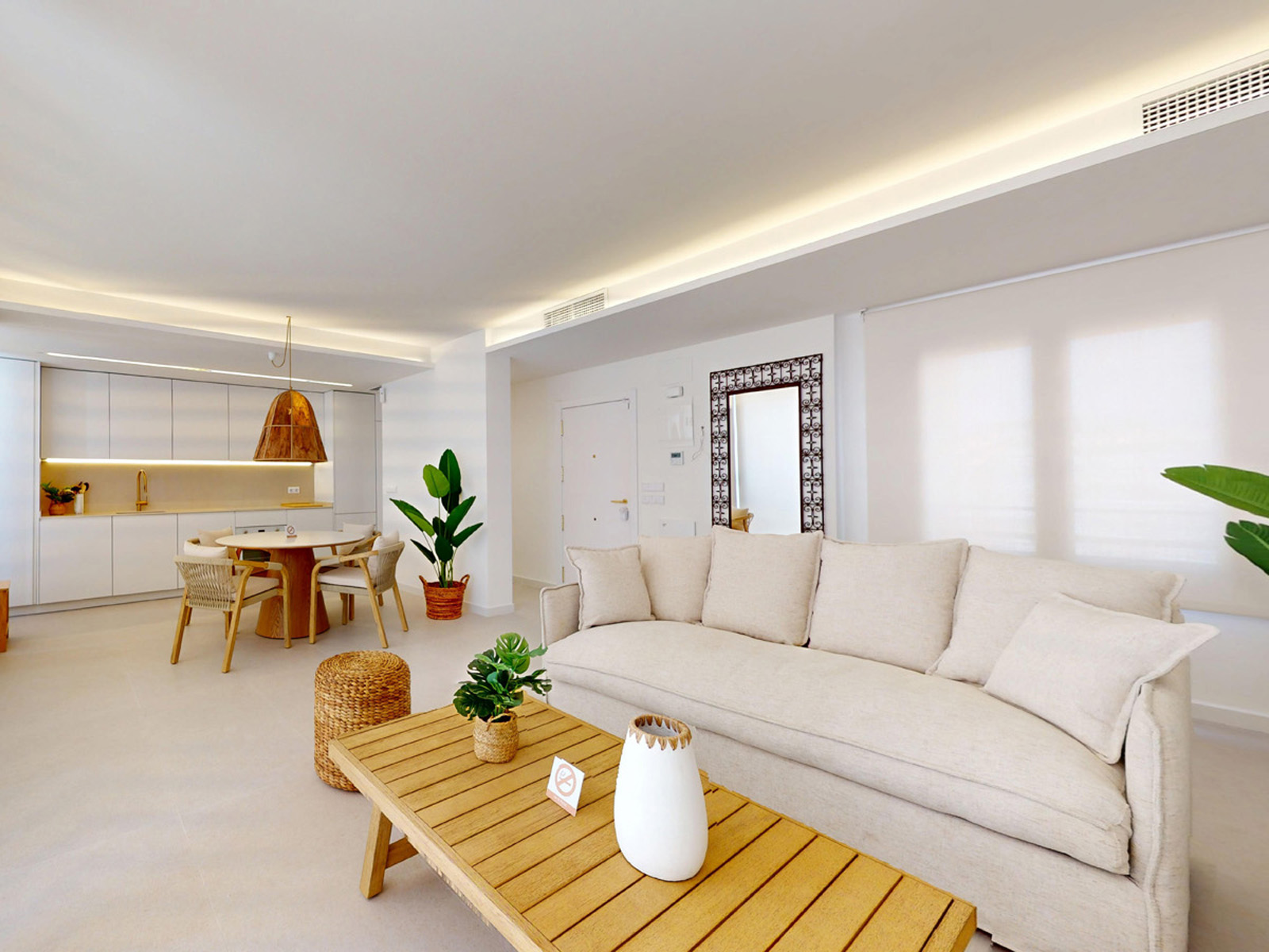 Salon EL ATICO despues de reforma