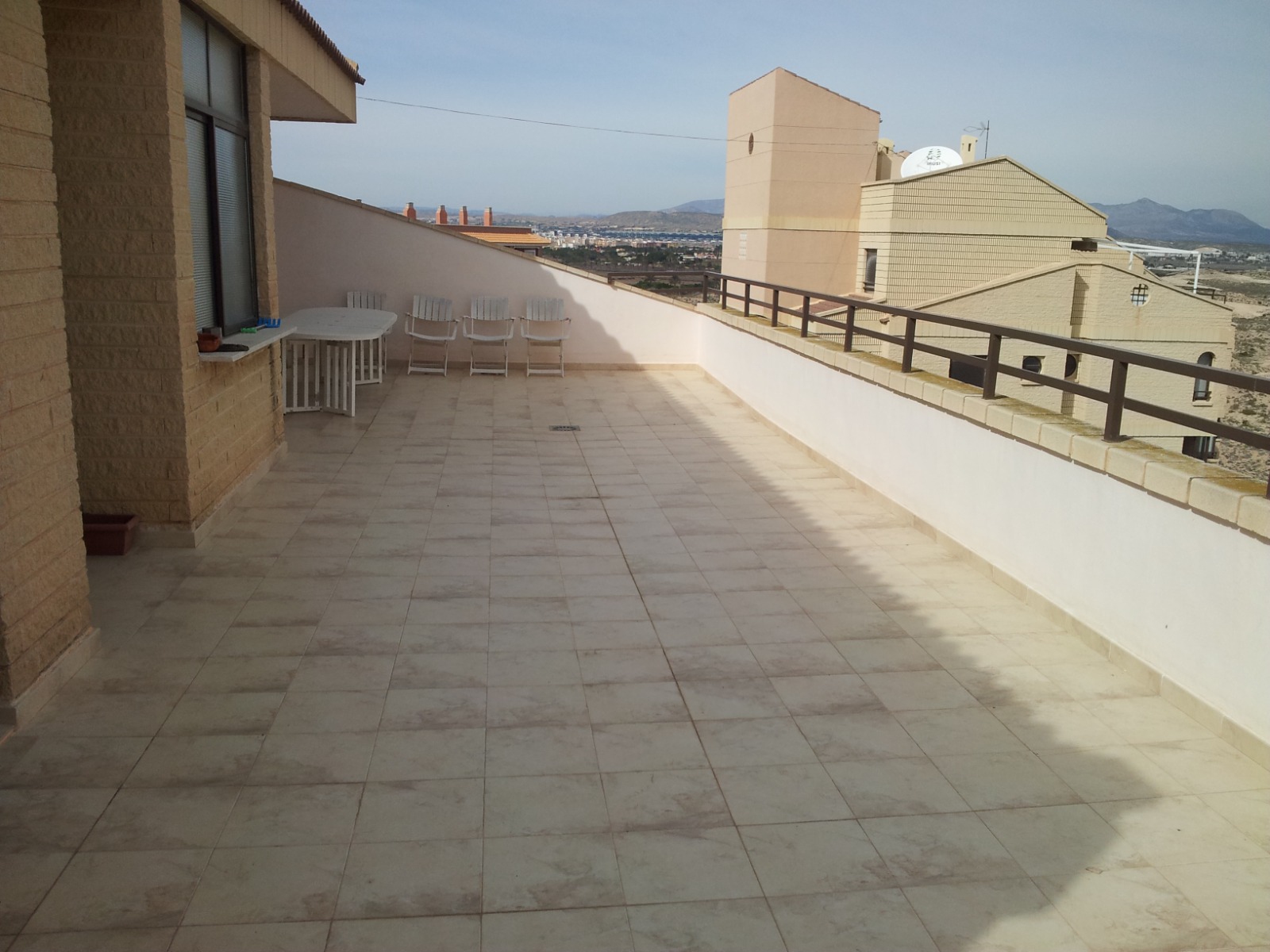 Terraza EL ATICO antes de reforma